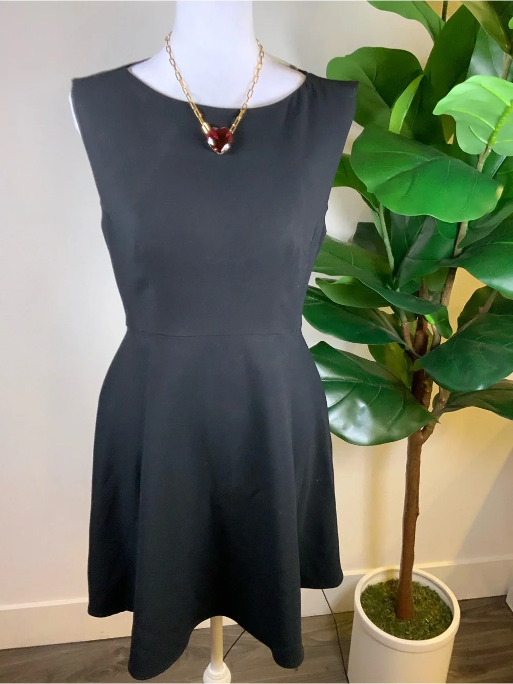 French Connection Black Sleeveless Fit-and-Flare Dress